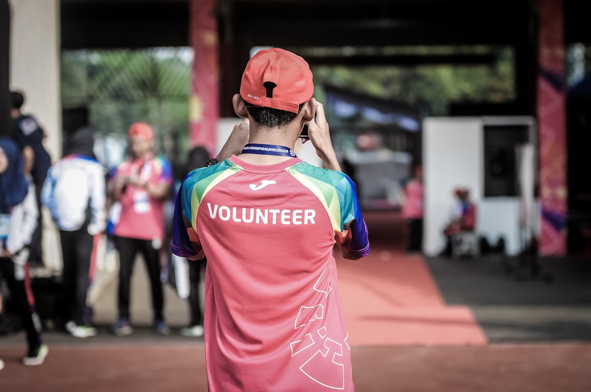 A volunteer serving the community